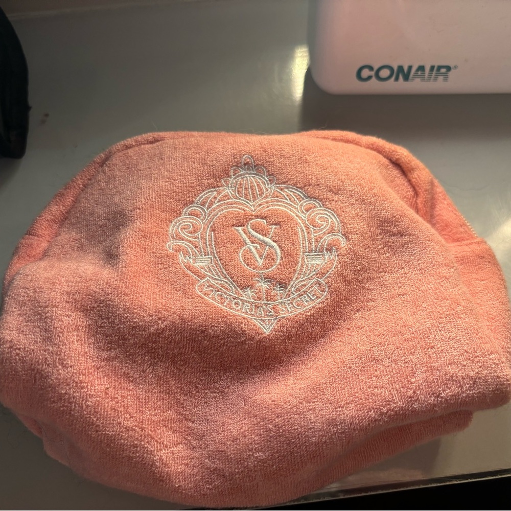Makeup bag